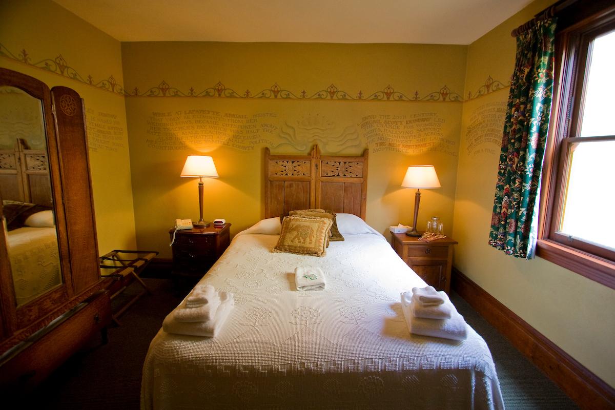 Mcmenamins Hotel Oregon 맥민빌 외부 사진