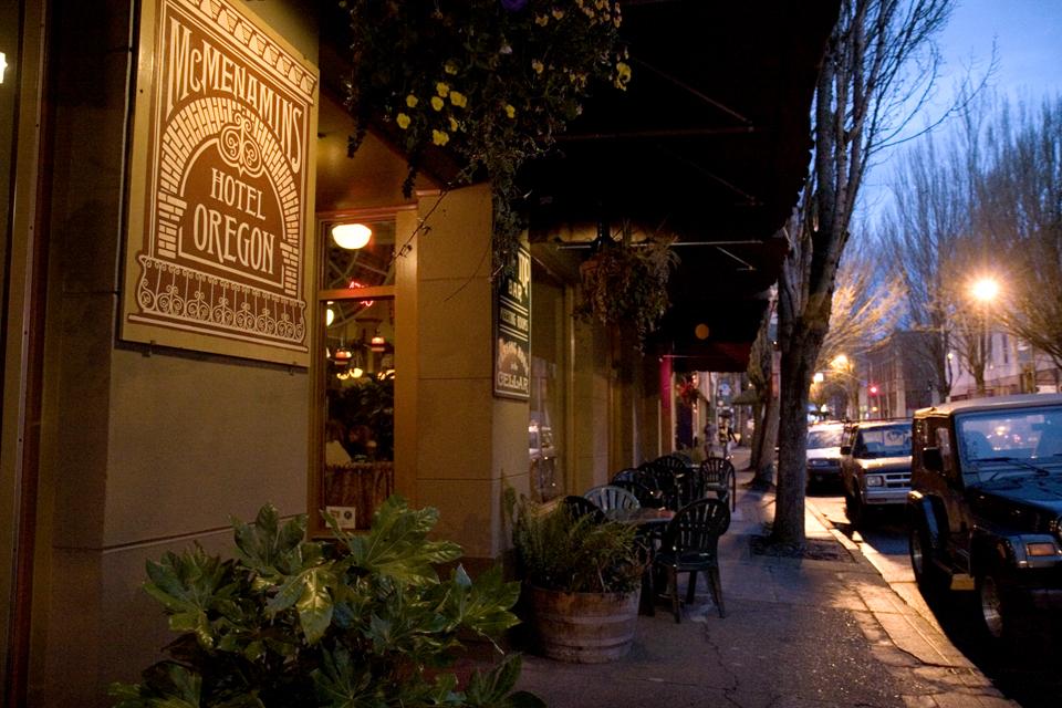 Mcmenamins Hotel Oregon 맥민빌 외부 사진