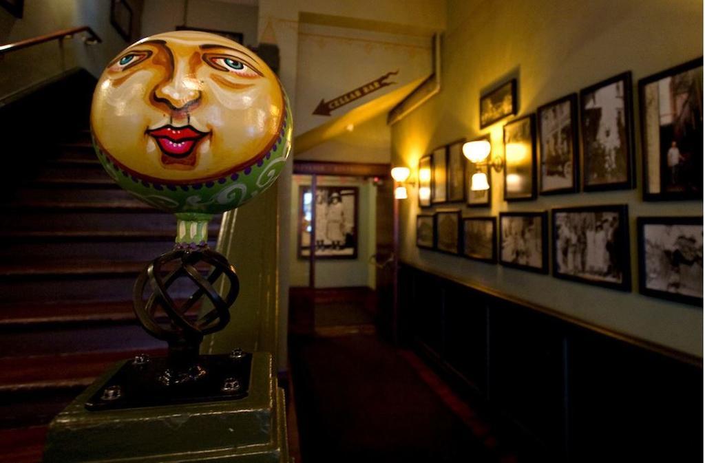 Mcmenamins Hotel Oregon 맥민빌 외부 사진